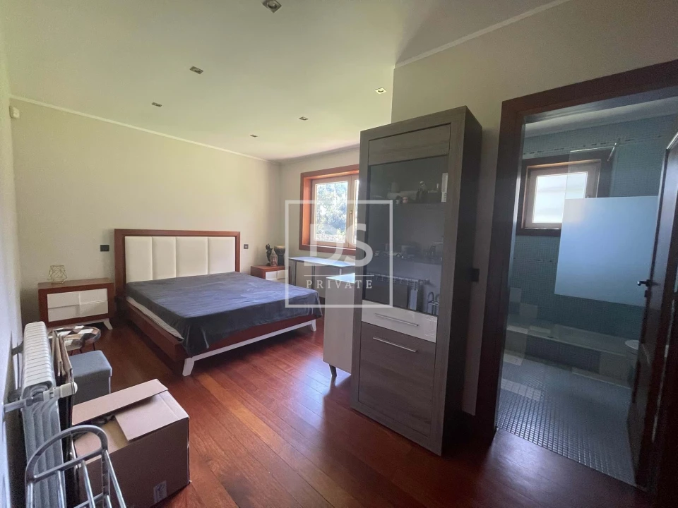 Moradia T4 para Venda em Modivas Foto 7