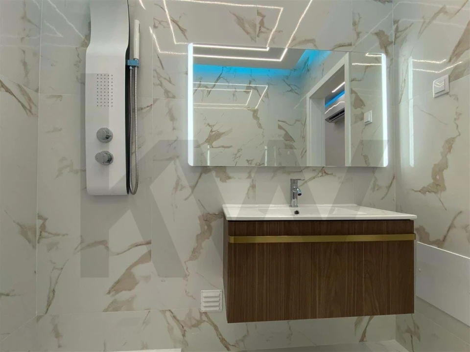 Apartamento T2 para Venda em Quarteira Foto 31