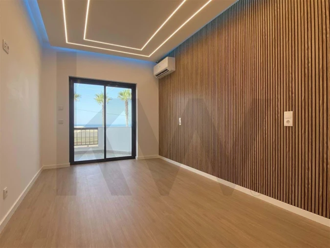 Apartamento T2 para Venda em Quarteira Foto 36
