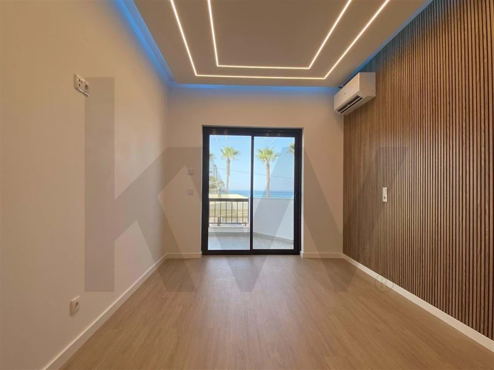Apartamento T2 para Venda em Quarteira Foto 37