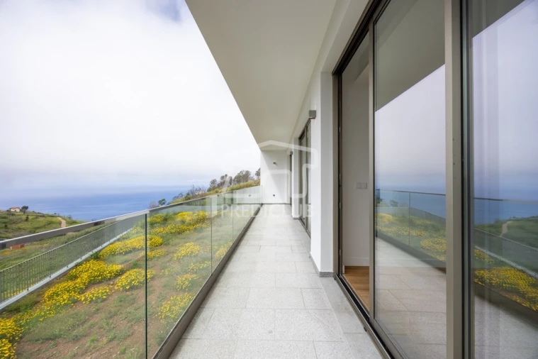 Moradia T3 para Venda em Fajã da Ovelha Foto 19