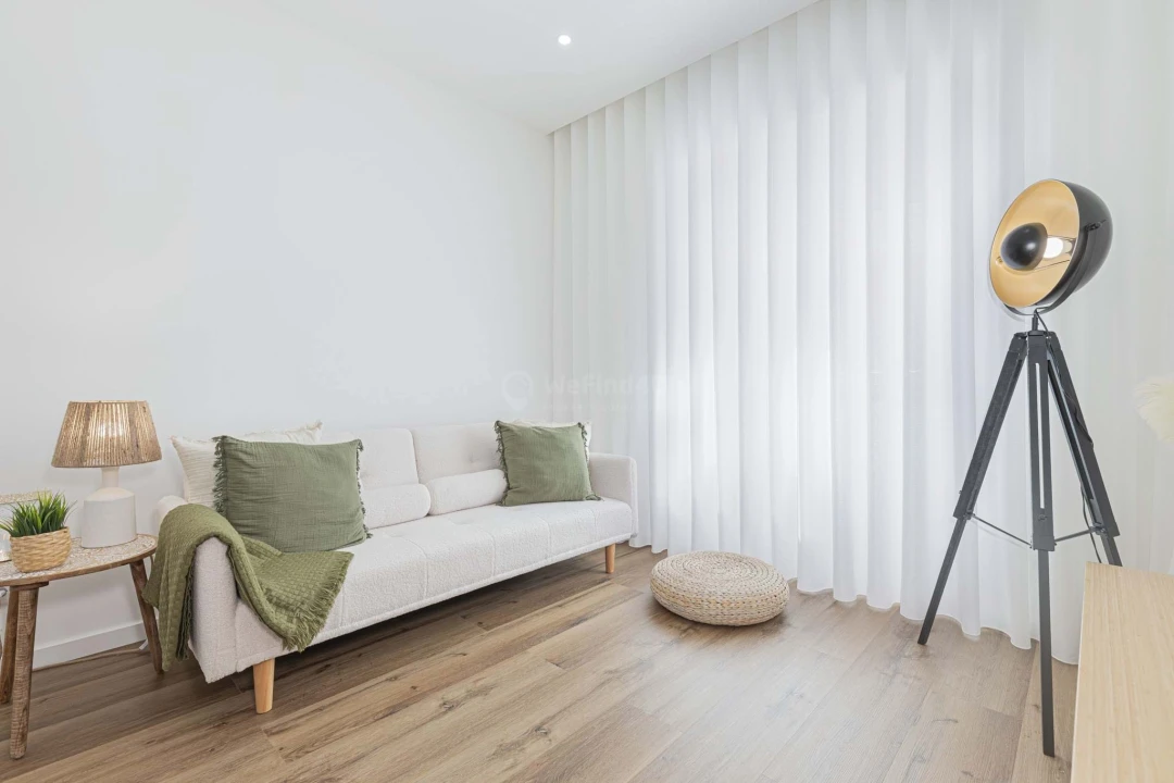 Apartamento T2 para Venda em Seixal Foto 8