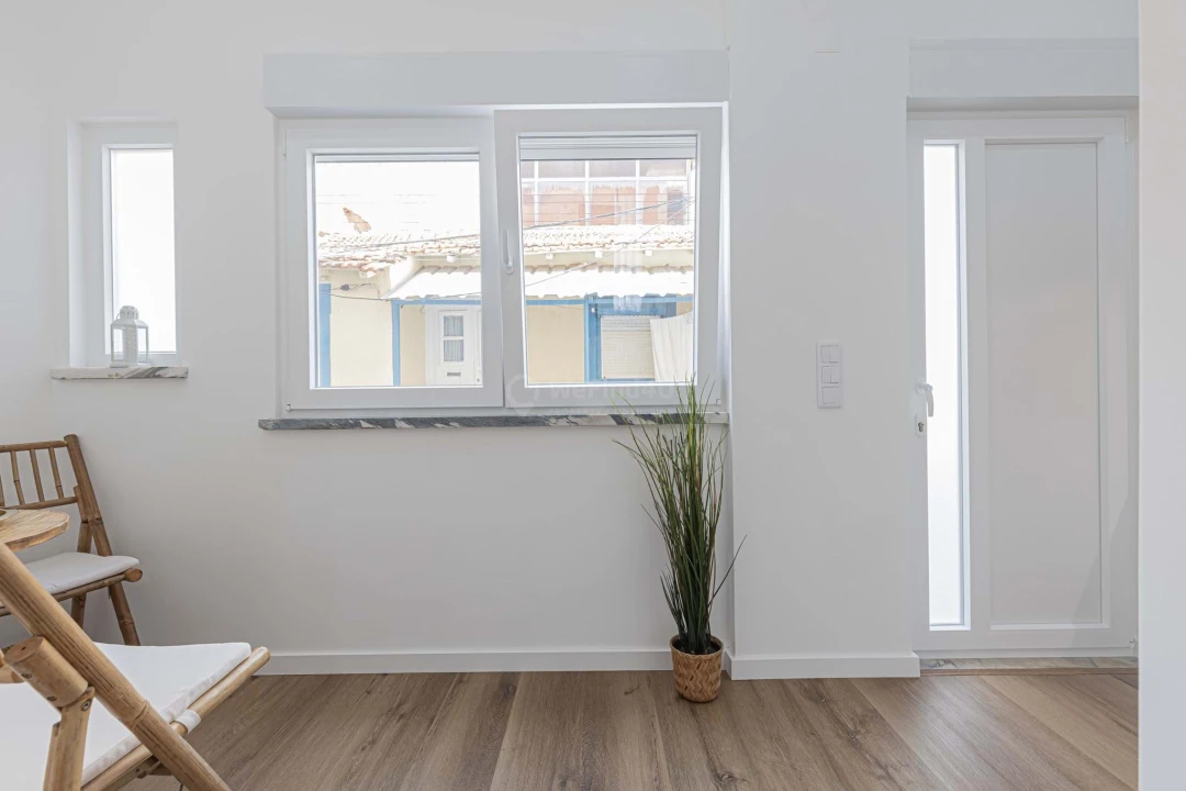 Apartamento T2 para Venda em Seixal Foto 44