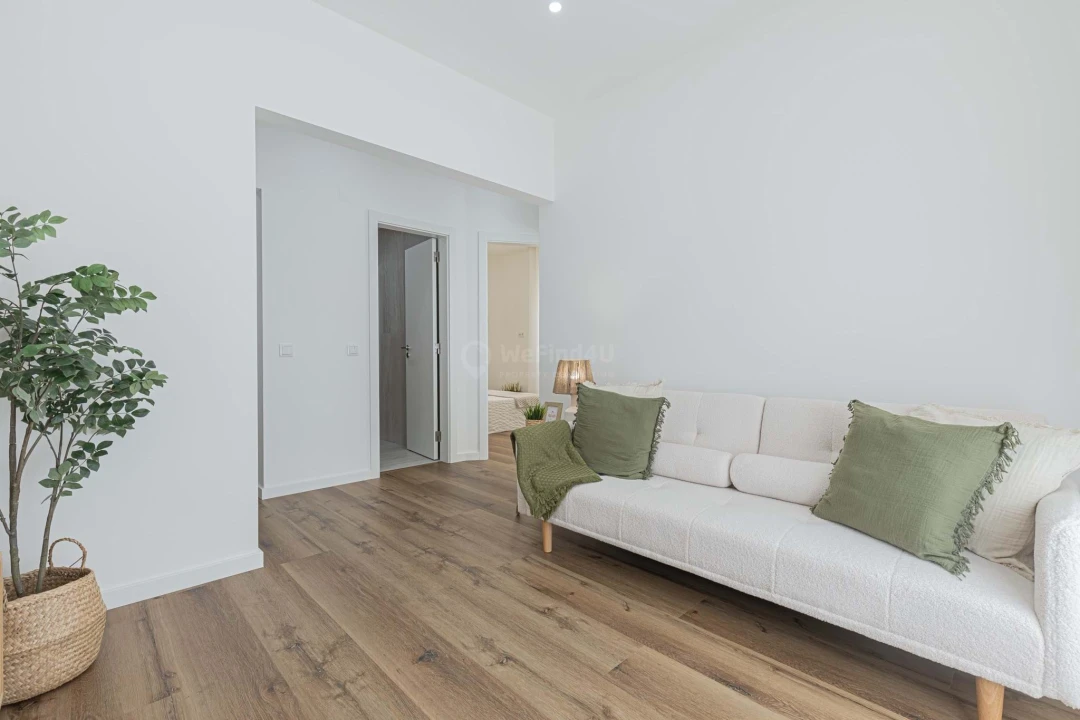 Apartamento T2 para Venda em Seixal Foto 12