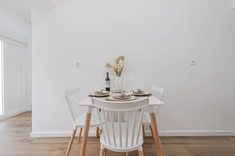 Apartamento T2 para Venda em Seixal Foto 36