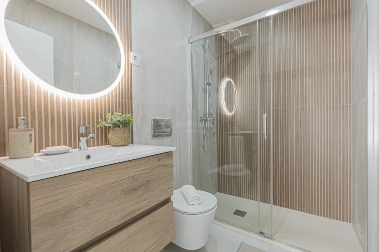 Apartamento T2 para Venda em Seixal Foto 14