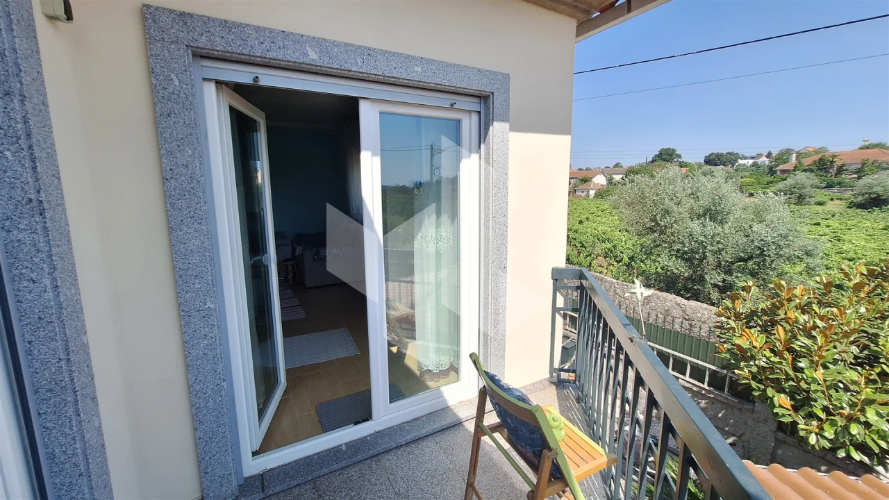 Moradia T3 para Venda em Lajeosa do Dão Foto 22