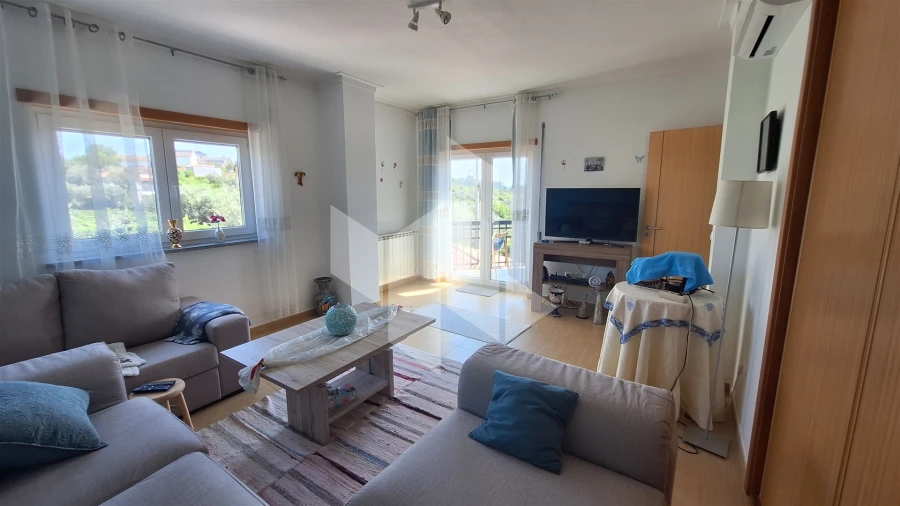 Moradia T3 para Venda em Lajeosa do Dão Foto 18