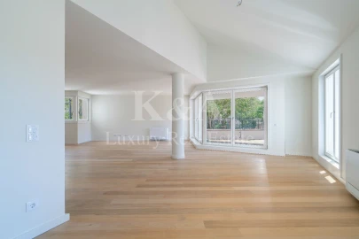 Apartamento T4 para Venda em Aldoar, Foz do Douro e Nevogilde