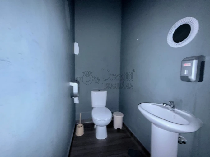 Loja para Venda em Caldas de Vizela (São Miguel e São João) Foto 5