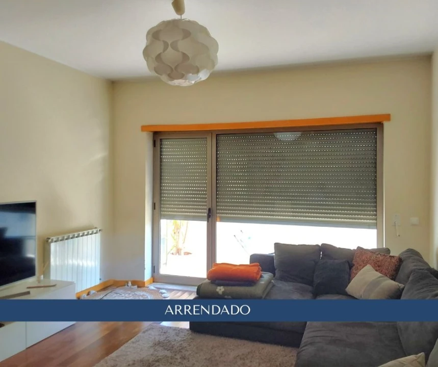Apartamento T2 para Arrendamento em Canidelo Foto 1