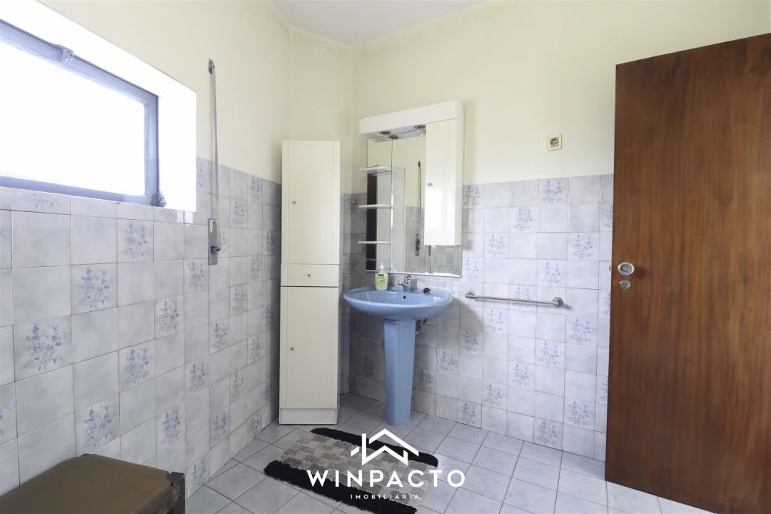 Moradia T2 para Venda em Vilar Seco Foto 13