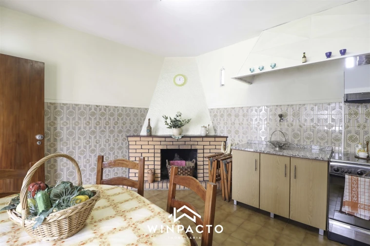 Moradia T2 para Venda em Vilar Seco Foto 4