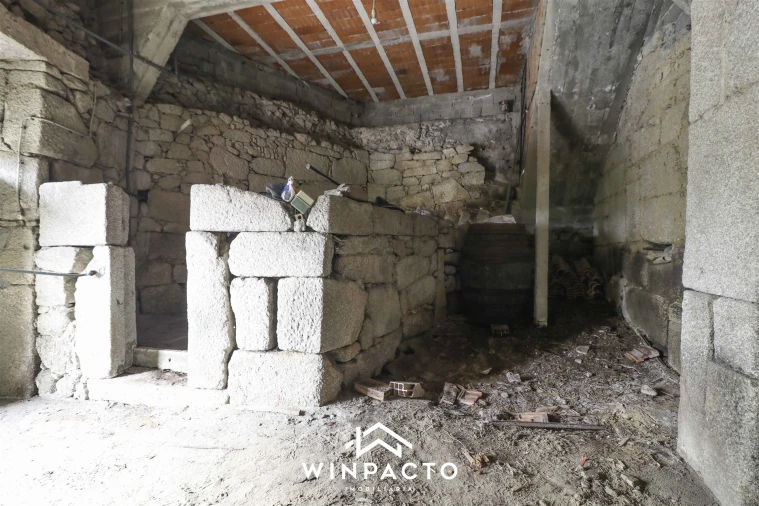 Moradia T2 para Venda em Vilar Seco Foto 37