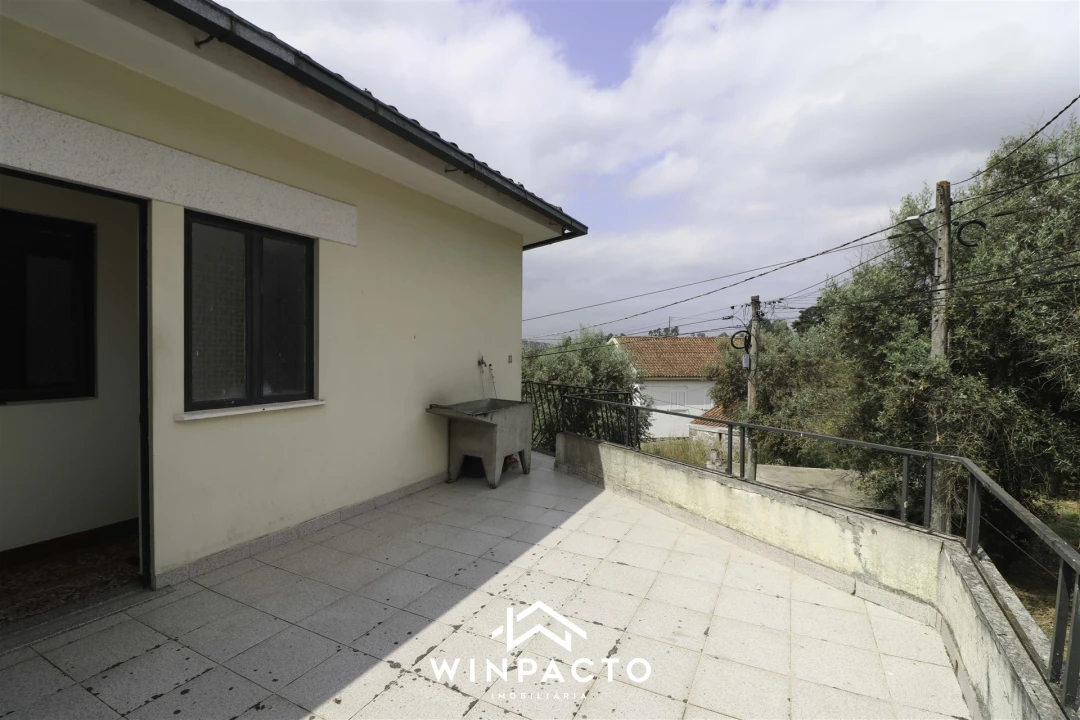 Moradia T2 para Venda em Vilar Seco Foto 30