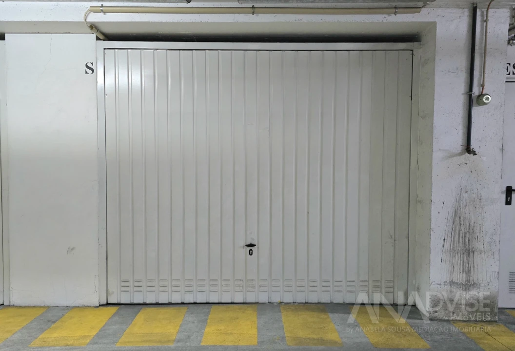 Garagem para Venda em Viseu Foto 1