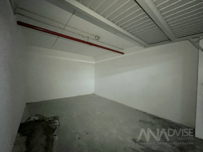 Garagem para Venda em Viseu Foto 3