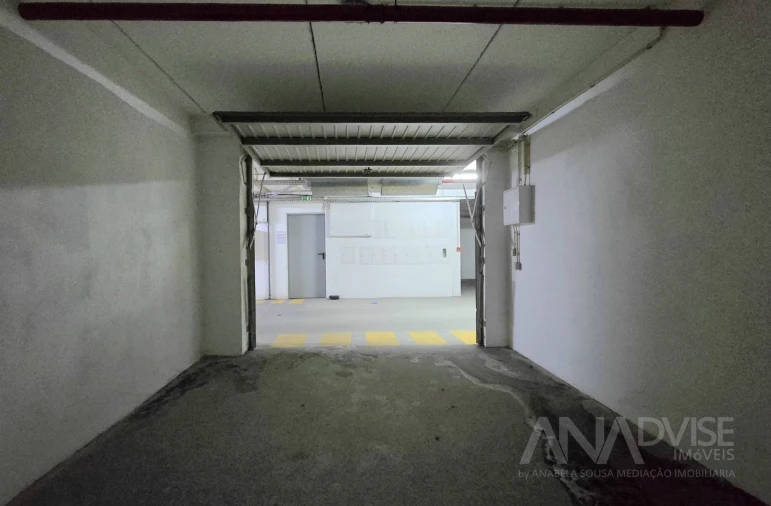 Garagem para Venda em Viseu Foto 6