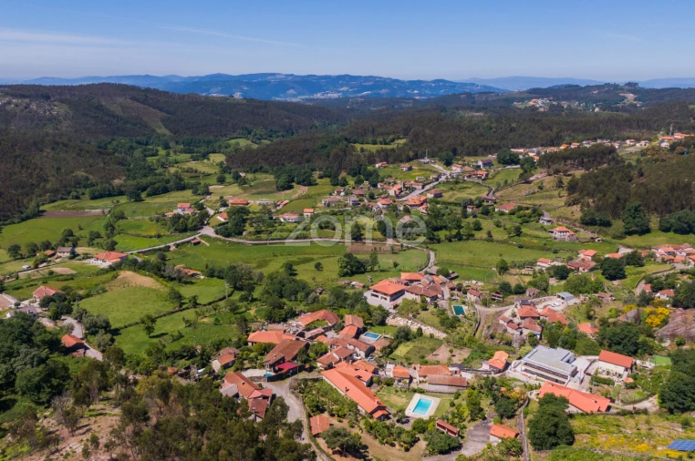 Moradia T4 para Venda em Anissó e Soutelo Foto 44