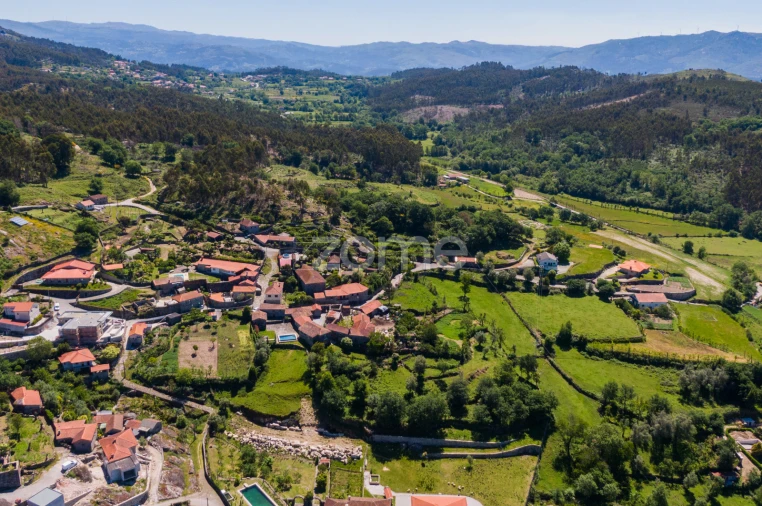 Moradia T4 para Venda em Anissó e Soutelo Foto 46