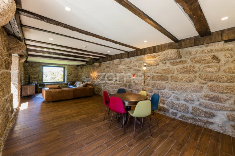 Moradia T4 para Venda em Anissó e Soutelo Foto 16