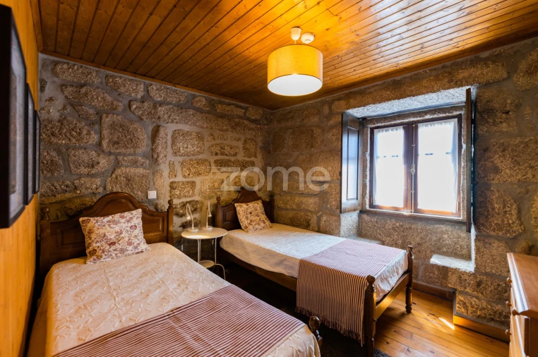 Moradia T4 para Venda em Anissó e Soutelo Foto 22