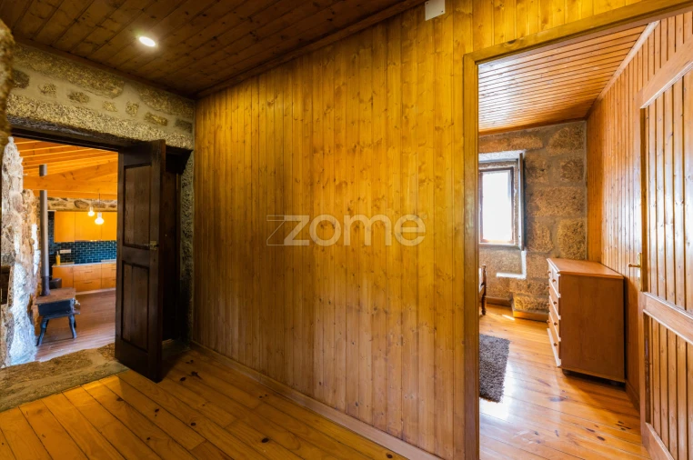 Moradia T4 para Venda em Anissó e Soutelo Foto 20