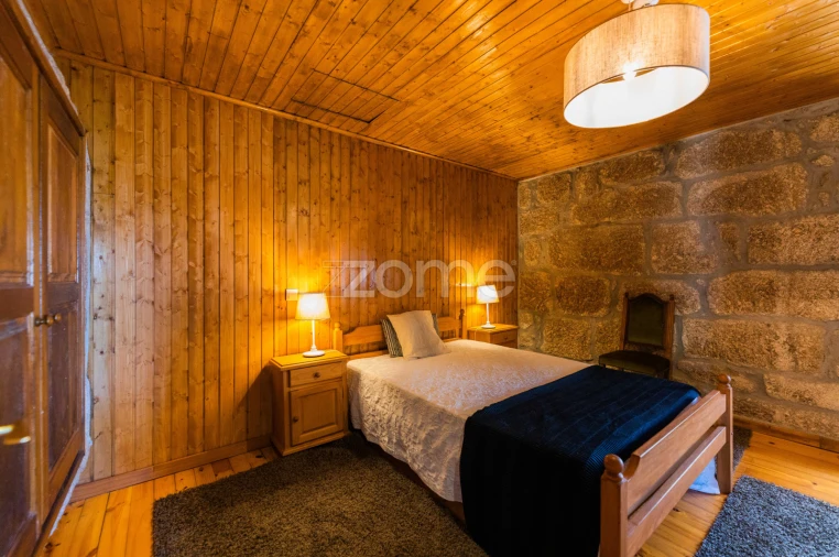 Moradia T4 para Venda em Anissó e Soutelo Foto 26