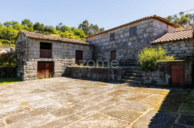 Moradia T4 para Venda em Anissó e Soutelo Foto 39