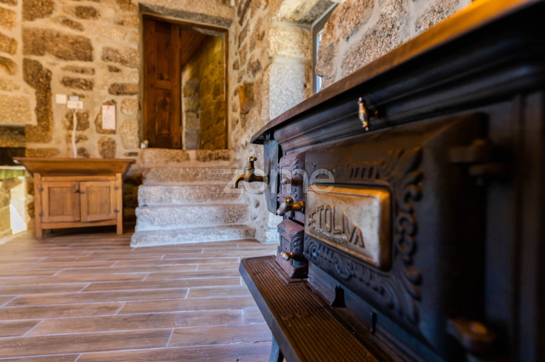 Moradia T4 para Venda em Anissó e Soutelo Foto 10