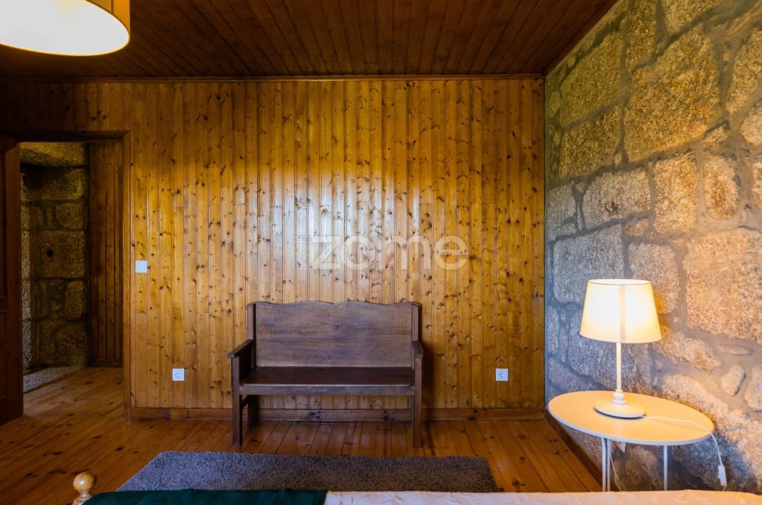 Moradia T4 para Venda em Anissó e Soutelo Foto 27