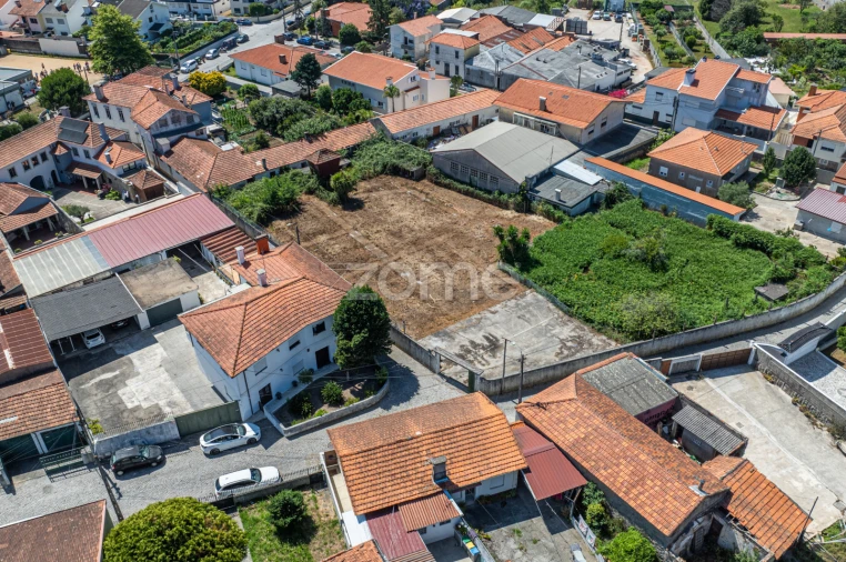 Terreno para Venda em Serzedo e Perosinho