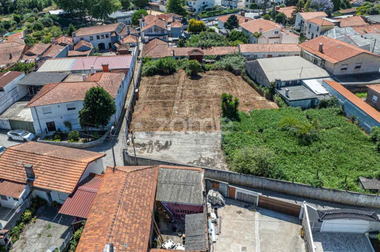 Terreno para Venda em Serzedo e Perosinho Foto 24