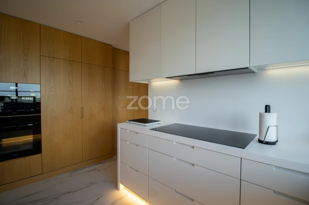 Apartamento T4 para Venda em Matosinhos e Leça da Palmeira Foto 8