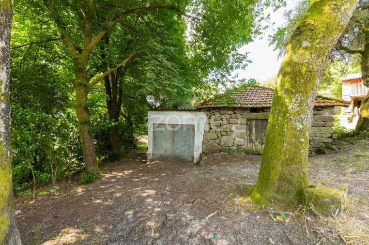 Quinta T22 para Venda em Armil Foto 17