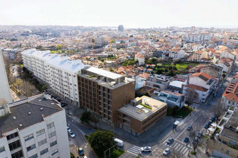 Apartamento T2 para Venda em Cedofeita, Santo Ildefonso, Sé, Miragaia, São Nicolau e Vitória Foto 5