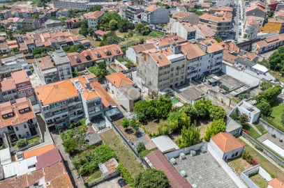 Moradia T6 para Venda em Cedofeita, Santo Ildefonso, Sé, Miragaia, São Nicolau e Vitória