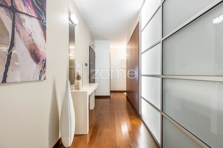 Moradia T6 para Venda em Cedofeita, Santo Ildefonso, Sé, Miragaia, São Nicolau e Vitória Foto 15