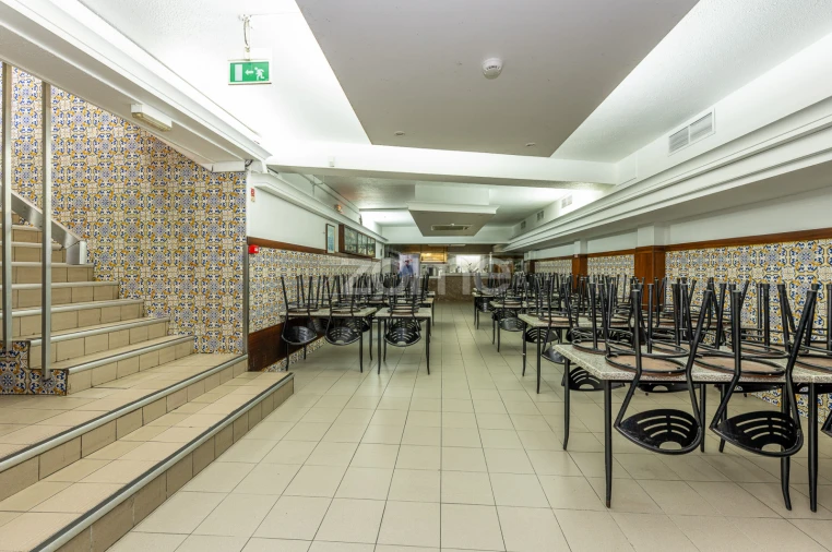 Negócio para Venda em Espinho Foto 9