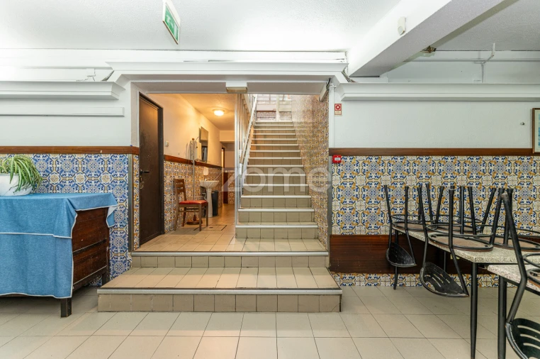 Negócio para Venda em Espinho Foto 11