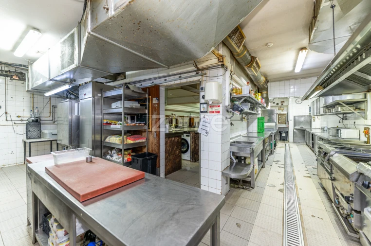 Negócio para Venda em Espinho Foto 17