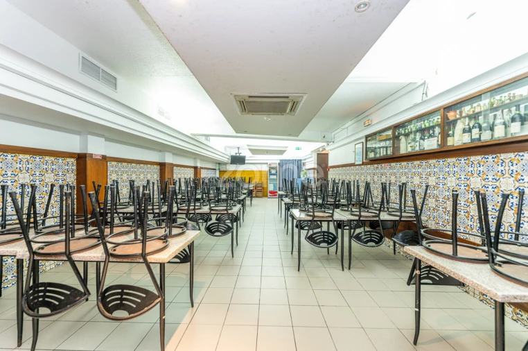 Negócio para Venda em Espinho Foto 21