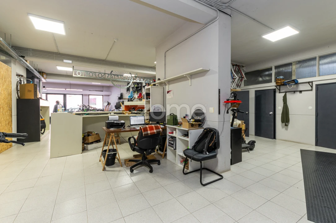 Negócio para Arrendamento em Cedofeita, Santo Ildefonso, Sé, Miragaia, São Nicolau e Vitória Foto 11