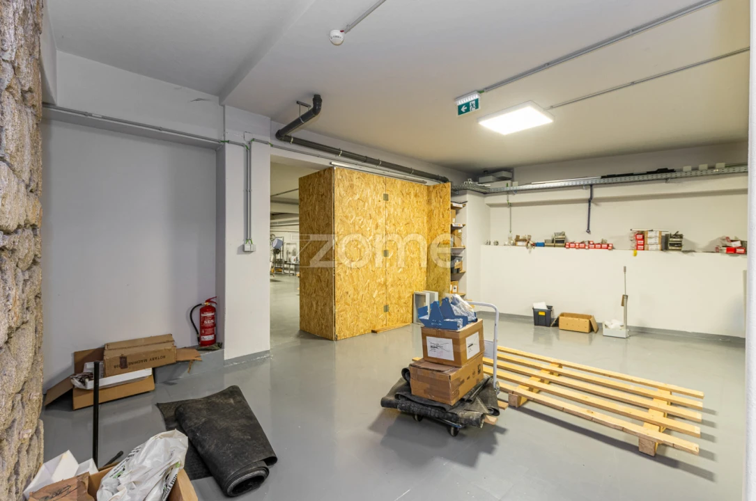 Negócio para Arrendamento em Cedofeita, Santo Ildefonso, Sé, Miragaia, São Nicolau e Vitória Foto 45