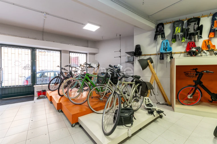 Negócio para Arrendamento em Cedofeita, Santo Ildefonso, Sé, Miragaia, São Nicolau e Vitória Foto 8