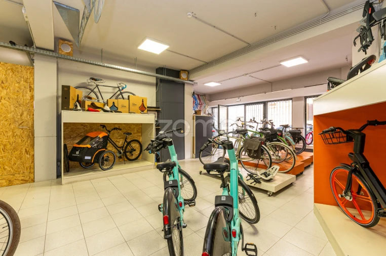 Negócio para Arrendamento em Cedofeita, Santo Ildefonso, Sé, Miragaia, São Nicolau e Vitória Foto 9