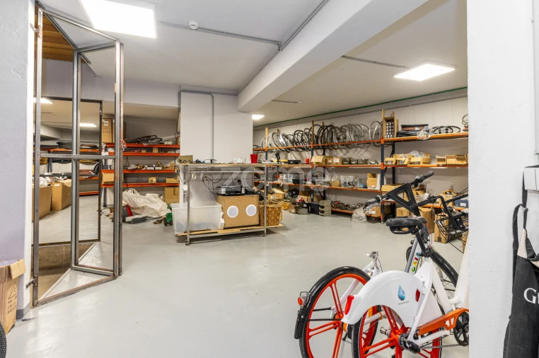 Negócio para Arrendamento em Cedofeita, Santo Ildefonso, Sé, Miragaia, São Nicolau e Vitória Foto 35