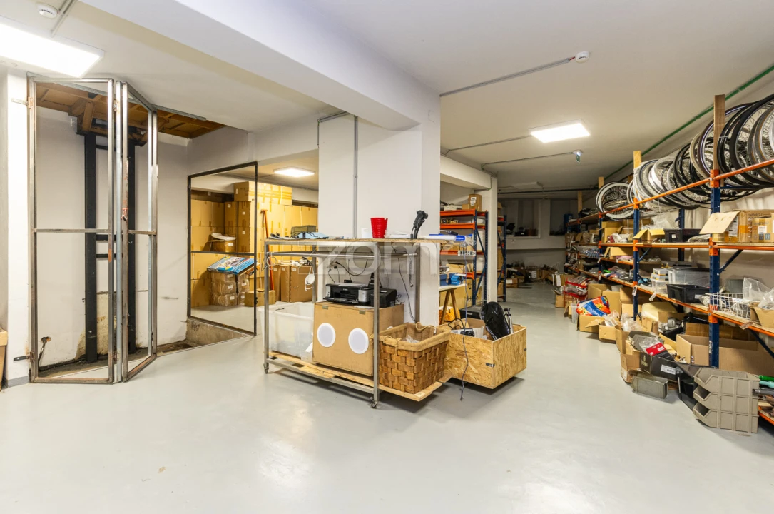 Negócio para Arrendamento em Cedofeita, Santo Ildefonso, Sé, Miragaia, São Nicolau e Vitória Foto 36