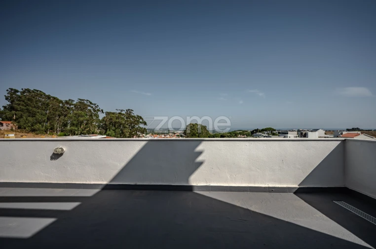 Moradia T6 para Venda em Barcarena Foto 30
