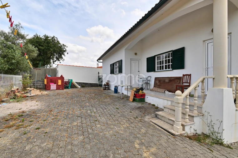 Moradia T4 para Venda em Porto de Mós - São João Baptista e São Pedro Foto 27